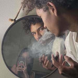 Meet your Posher, Jonathan